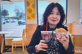 金征远皇家移民总裁赴美国考察Wendy's快餐店