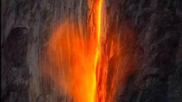 美国公园现“火瀑布”奇景